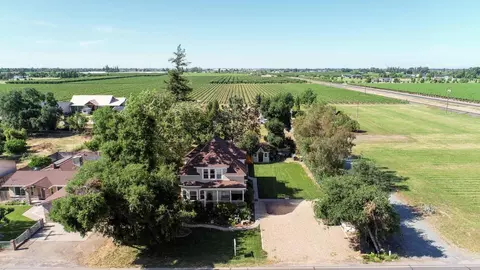 View/Area - 5909 E Armstrong Rd, Lodi, CA 95240 photo 2 of 7