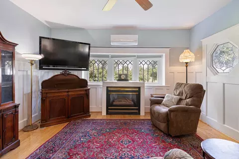 Living - 5909 E Armstrong Rd, Lodi, CA 95240 photo 2 of 6