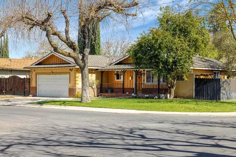 2900 Debbie Ln, Modesto, CA 95350 photo 1