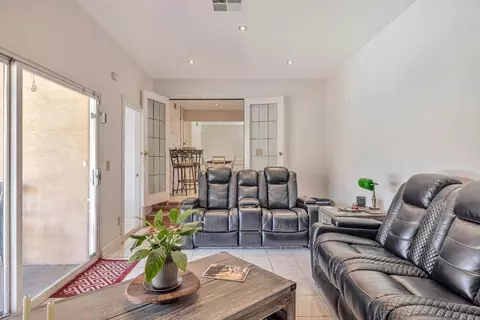 2900 Debbie Ln, Modesto, CA 95350 photo 13