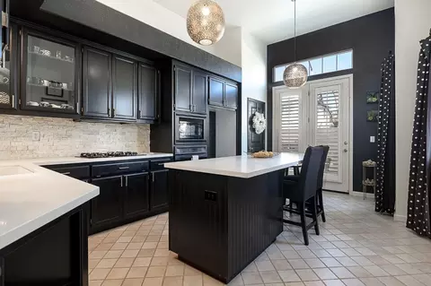 1720 Seven Falls Dr, Modesto, CA 95355 photo 8