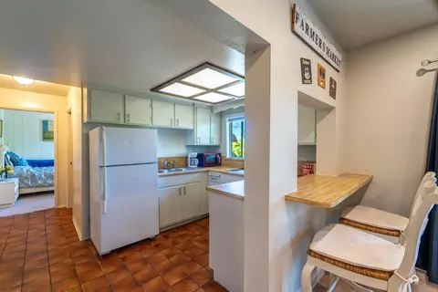 Kitchen - 2523 River Rd, Modesto, CA 95351 photo 5 of 5
