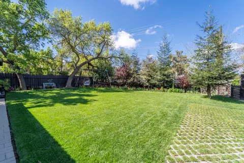 Exterior - 2523 River Rd, Modesto, CA 95351 photo 9 of 12