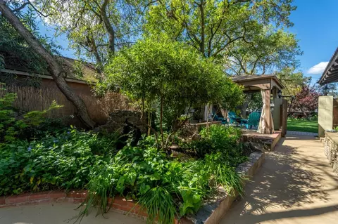 Exterior - 2523 River Rd, Modesto, CA 95351 photo 10 of 12