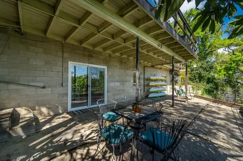 Exterior - 2523 River Rd, Modesto, CA 95351 photo 7 of 12