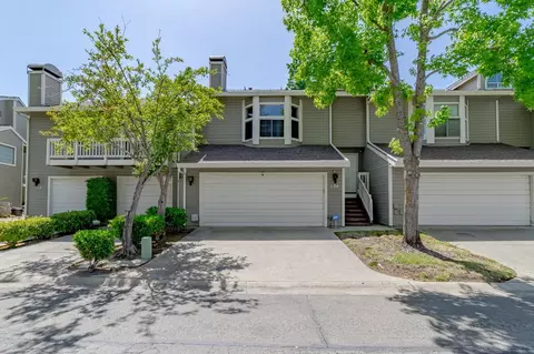 124 Valley Oak Dr, Roseville, CA 95678