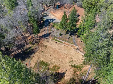 13405 Campbell Loop, Grass Valley, CA 95945 photo 2