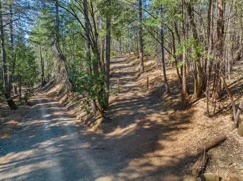13405 Campbell Loop, Grass Valley, CA 95945 photo 4