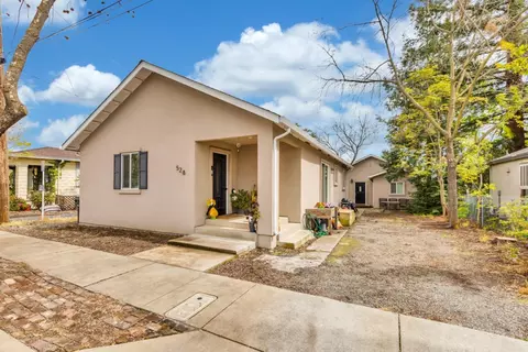 528 Alola St #A-B, Roseville, CA 95678