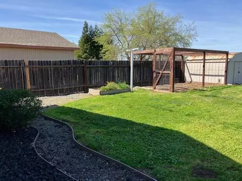 4667 Tuttle Dr, Rocklin, CA 95677 photo 28