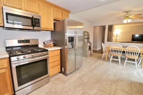 4667 Tuttle Dr, Rocklin, CA 95677 photo 18