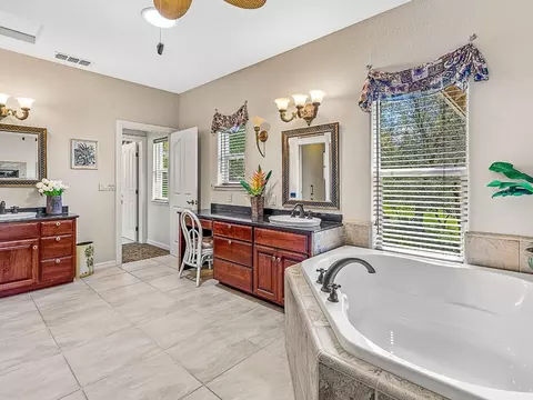 Bath - 3821 Castlerock Rd, Placerville, CA 95667 photo 3 of 8