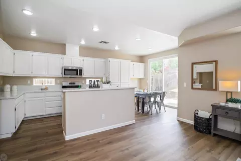 1273 Montgomery Ln, Tracy, CA 95377 photo 12