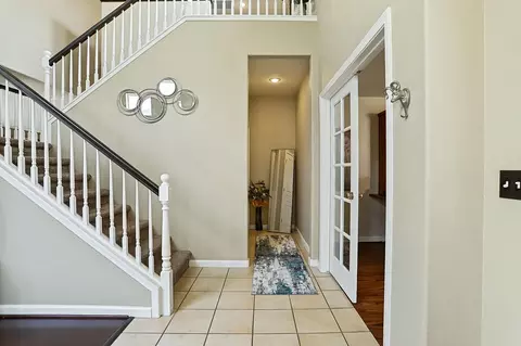 Entry Way - 1988 London Ave, Manteca, CA 95336 photo 4 of 5