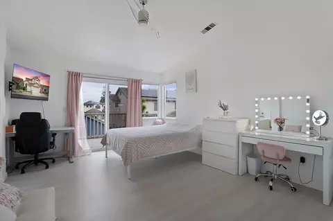 Bedroom - 1988 London Ave, Manteca, CA 95336 photo 9 of 11