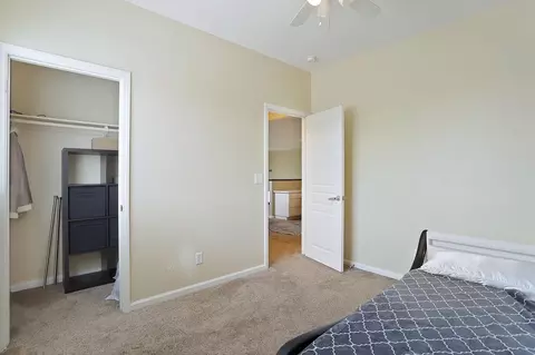 Bedroom - 1988 London Ave, Manteca, CA 95336 photo 8 of 11