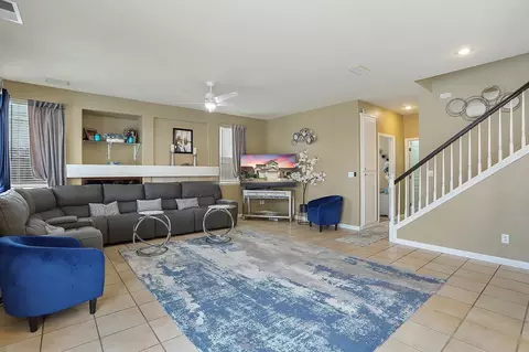 Living - 1988 London Ave, Manteca, CA 95336 photo 3 of 6