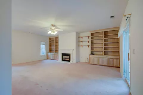 Living - 7906 W Bates Rd, Tracy, CA 95304 photo 2 of 9