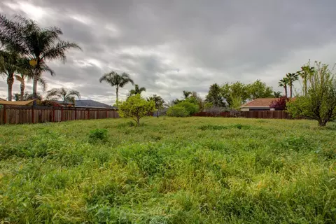 Exterior - 7906 W Bates Rd, Tracy, CA 95304 photo 7 of 20