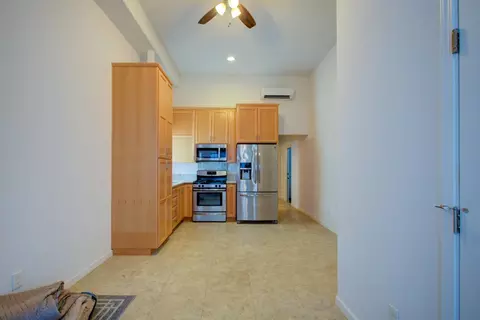 Kitchen - 7906 W Bates Rd, Tracy, CA 95304 photo 3 of 11