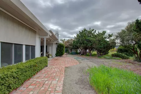 Exterior - 7906 W Bates Rd, Tracy, CA 95304 photo 14 of 20