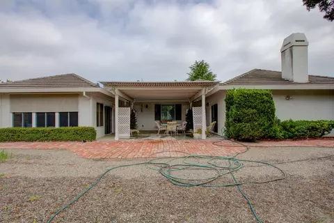 Exterior - 7906 W Bates Rd, Tracy, CA 95304 photo 12 of 20