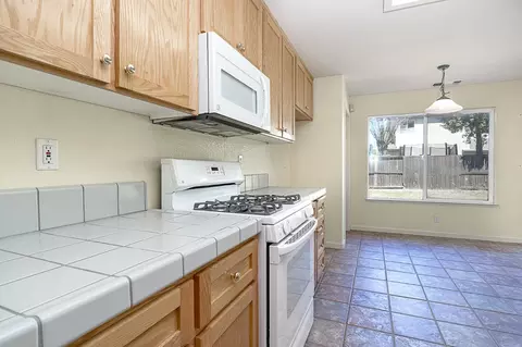 1905 Cobbler Ct, Modesto, CA 95356 photo 12