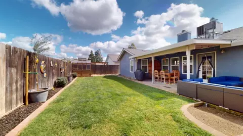 Exterior - 885 Berea Dr, Turlock, CA 95382 photo 6 of 11