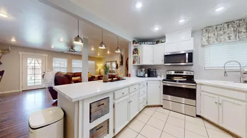 Kitchen - 885 Berea Dr, Turlock, CA 95382 photo 6 of 7