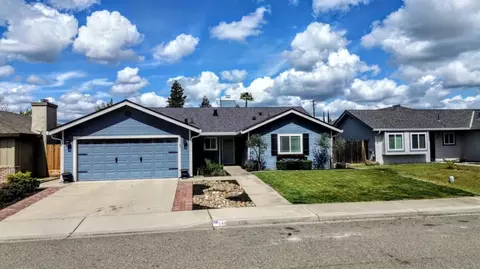Exterior - 885 Berea Dr, Turlock, CA 95382 photo 10 of 11