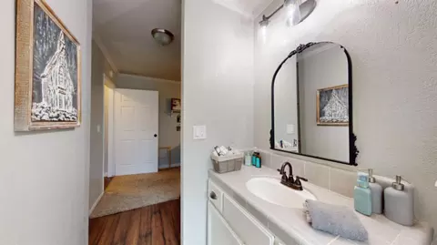 Bath - 885 Berea Dr, Turlock, CA 95382 photo 5 of 5