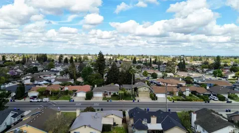 View/Area - 885 Berea Dr, Turlock, CA 95382 photo 4 of 4