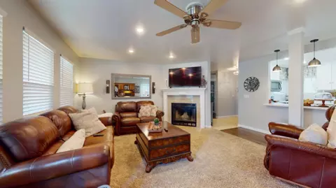 Living - 885 Berea Dr, Turlock, CA 95382 photo 1 of 5
