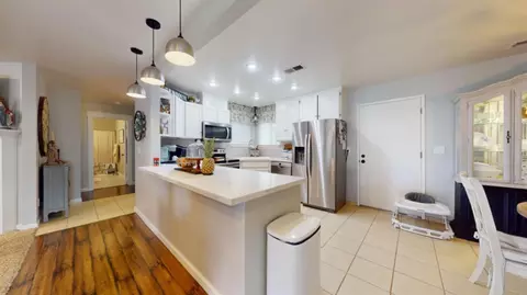 Kitchen - 885 Berea Dr, Turlock, CA 95382 photo 1 of 7