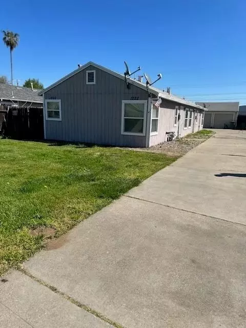 1220 S School St, Lodi, CA 95240 photo 2