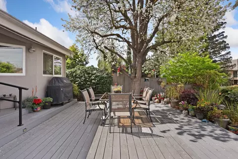 Exterior - 241 River Oaks, Lodi, CA 95240 photo 7 of 23