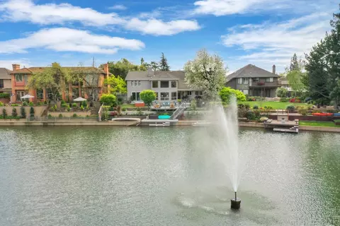 View/Area - 241 River Oaks, Lodi, CA 95240 photo 4 of 14