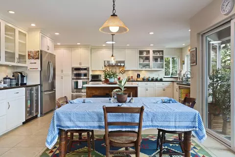 Kitchen - 241 River Oaks, Lodi, CA 95240 photo 8 of 9