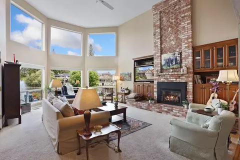 Living - 241 River Oaks, Lodi, CA 95240 photo 1 of 10