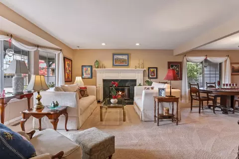 Living - 241 River Oaks, Lodi, CA 95240 photo 5 of 10