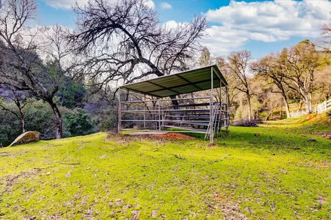 12439 Kodiak Ln, Grass Valley, CA 95949 photo 70