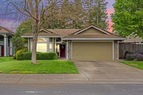 10168 Gatemont Cir, Elk Grove, CA 95624
