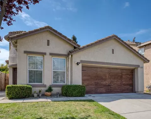 9404 Misty River Way, Elk Grove, CA 95624