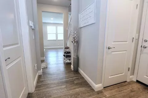 Other - 905 Posey St, Galt, CA 95632 photo 2 of 5