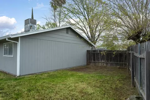 Exterior - 4317 Lever Ave, Olivehurst, CA 95961 photo 11 of 14