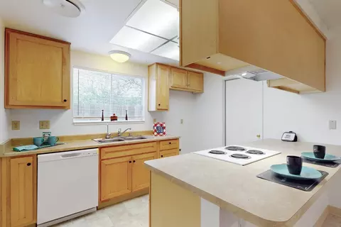Kitchen - 4317 Lever Ave, Olivehurst, CA 95961 photo 4 of 6