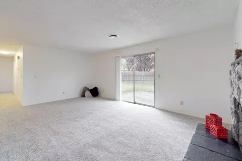 Living - 4317 Lever Ave, Olivehurst, CA 95961 photo 2 of 2