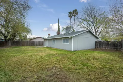 Exterior - 4317 Lever Ave, Olivehurst, CA 95961 photo 8 of 14