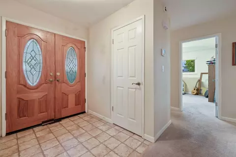 Entry Way - 1631 Elizabeth Ave, Modesto, CA 95355 photo 2 of 9