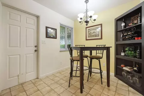 Dining - 1631 Elizabeth Ave, Modesto, CA 95355 photo 2 of 2